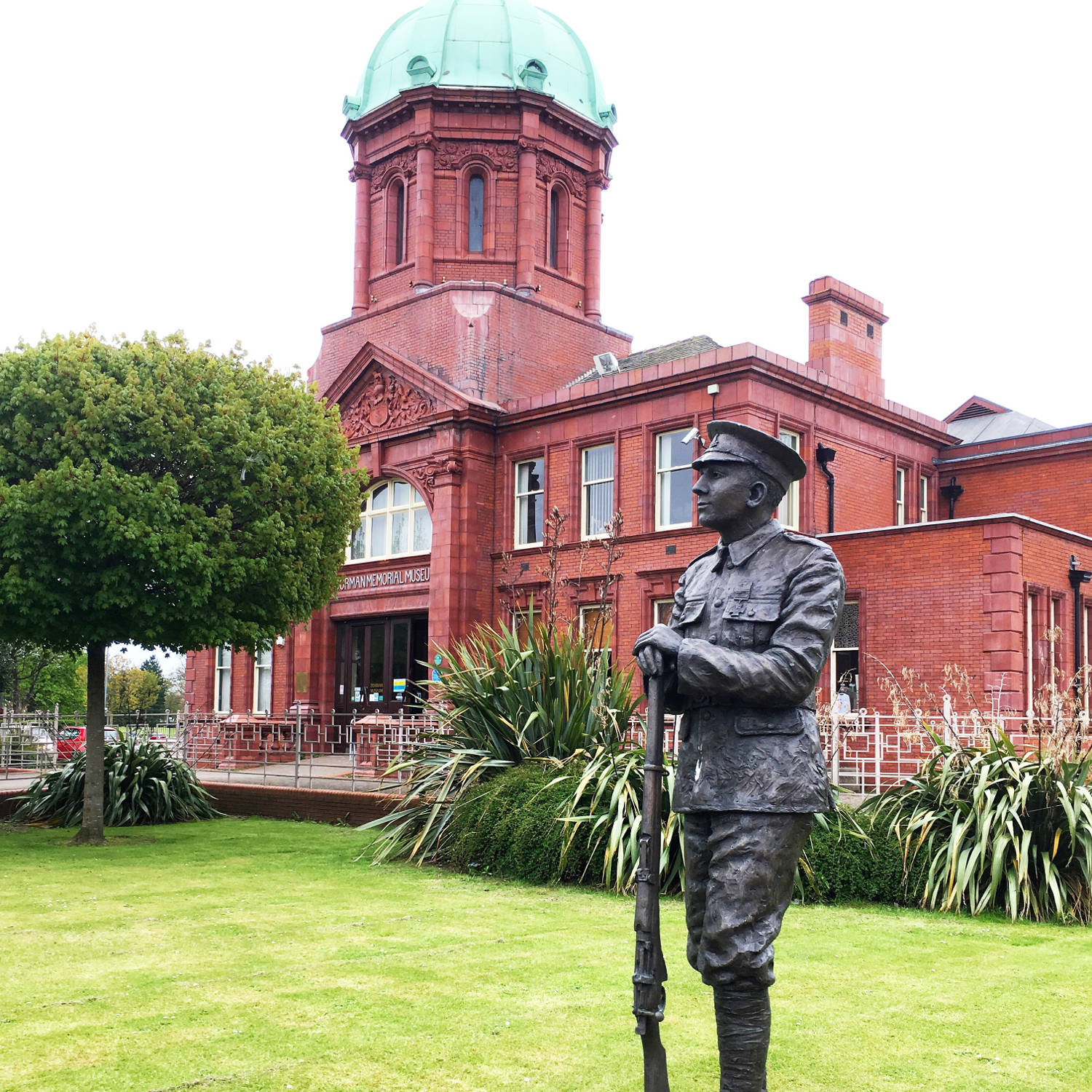 The Tom Dresser memorial outside the Dorman Museum