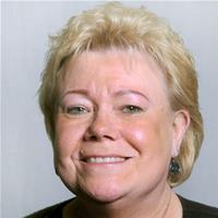 Cllr Linda Lewis